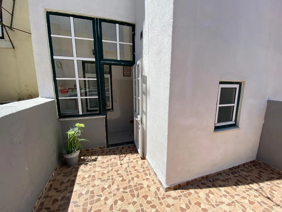 Rosa Surf Shelter Apartment Lisbon Portugal