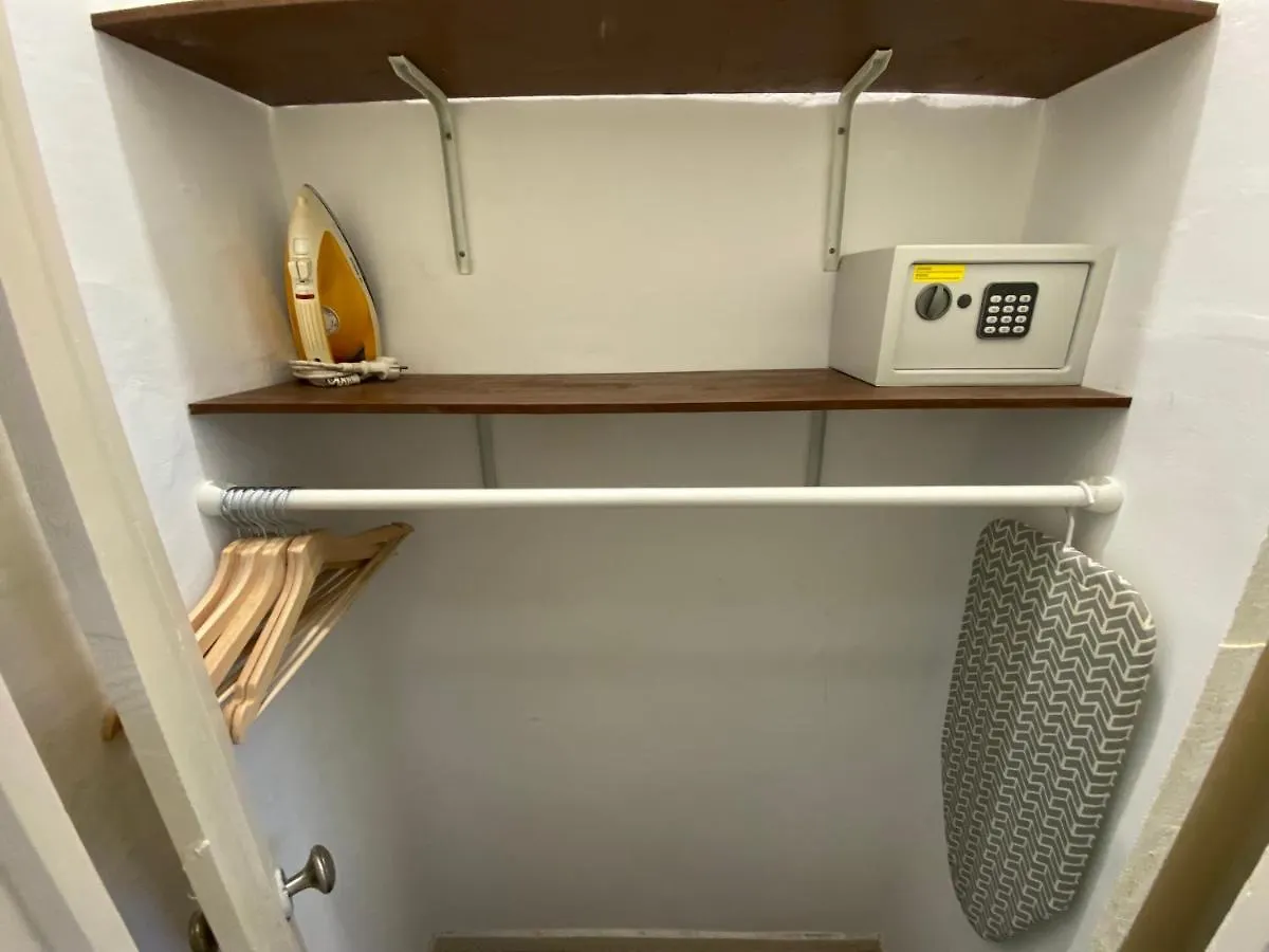 Rosa Surf Shelter Apartment Lisbon
