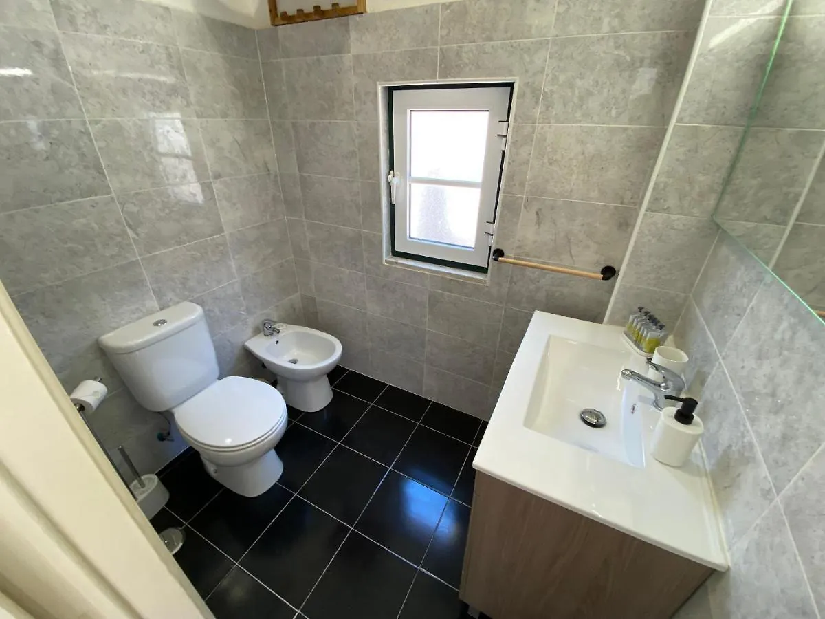 Rosa Surf Shelter Apartment Lisbon